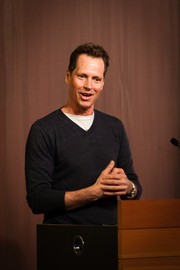 Frank Beddor